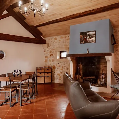 Davai 6 Personnes Apartament